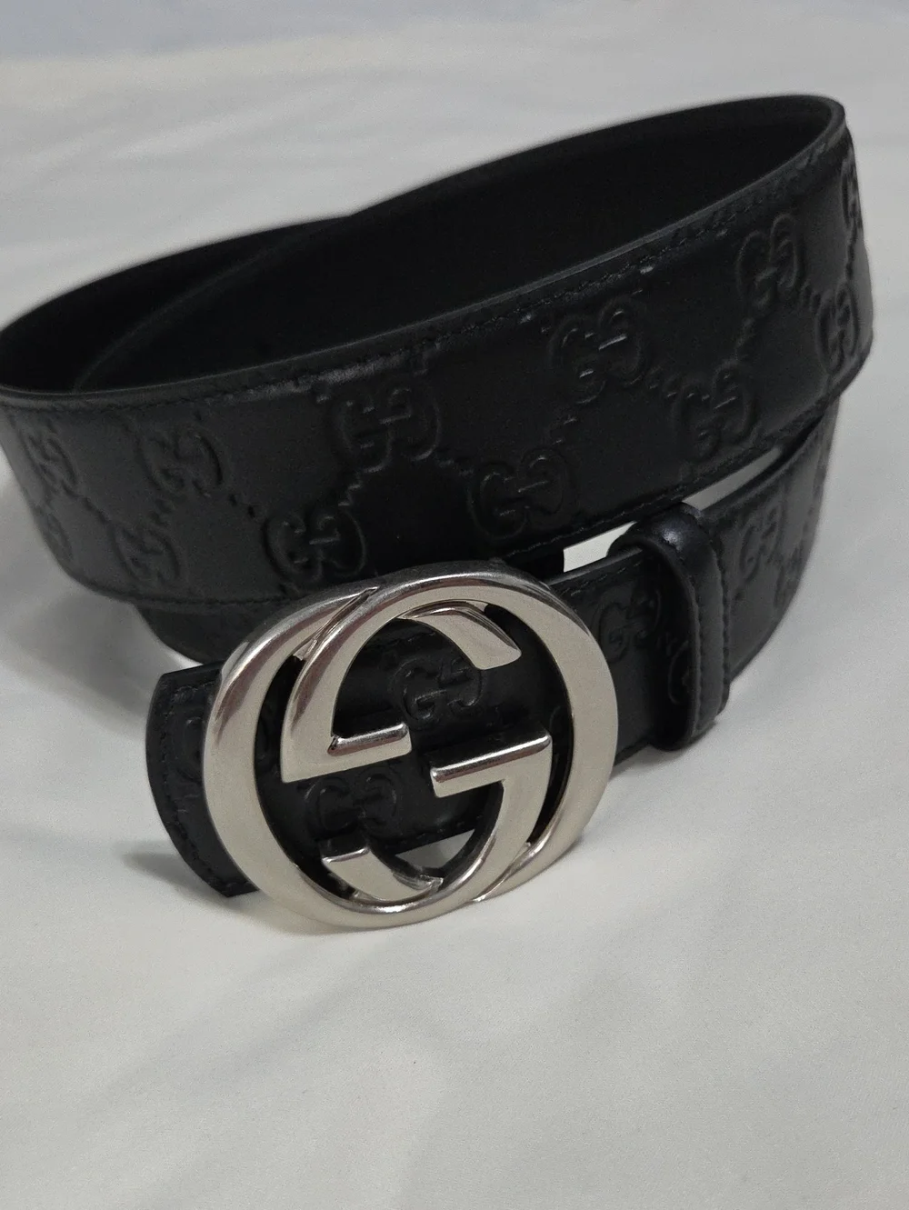 Gucci Reversible Black Leather Belt Brushed Silver GG Buckle 32/34